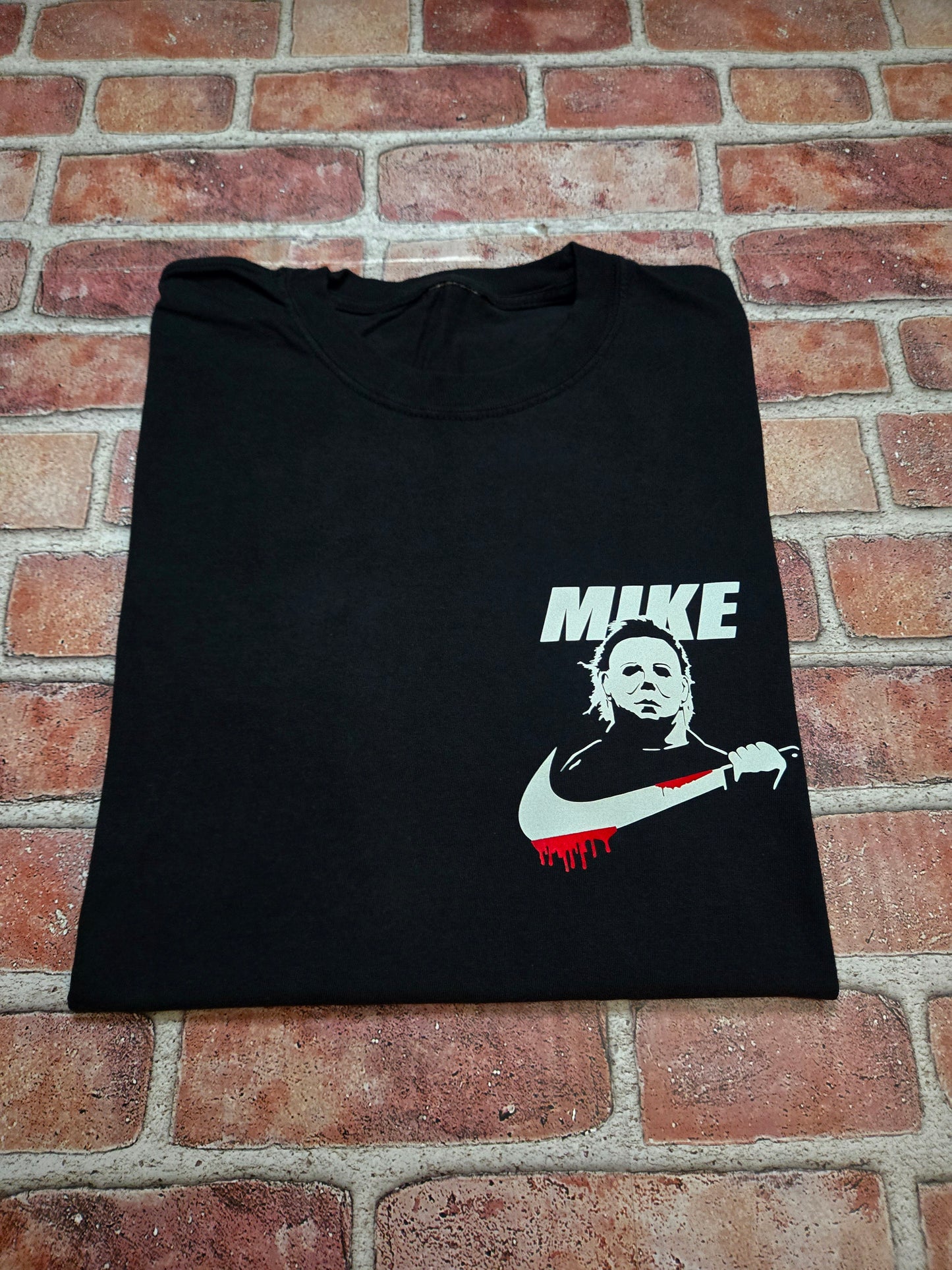 MIKE T-Shirt