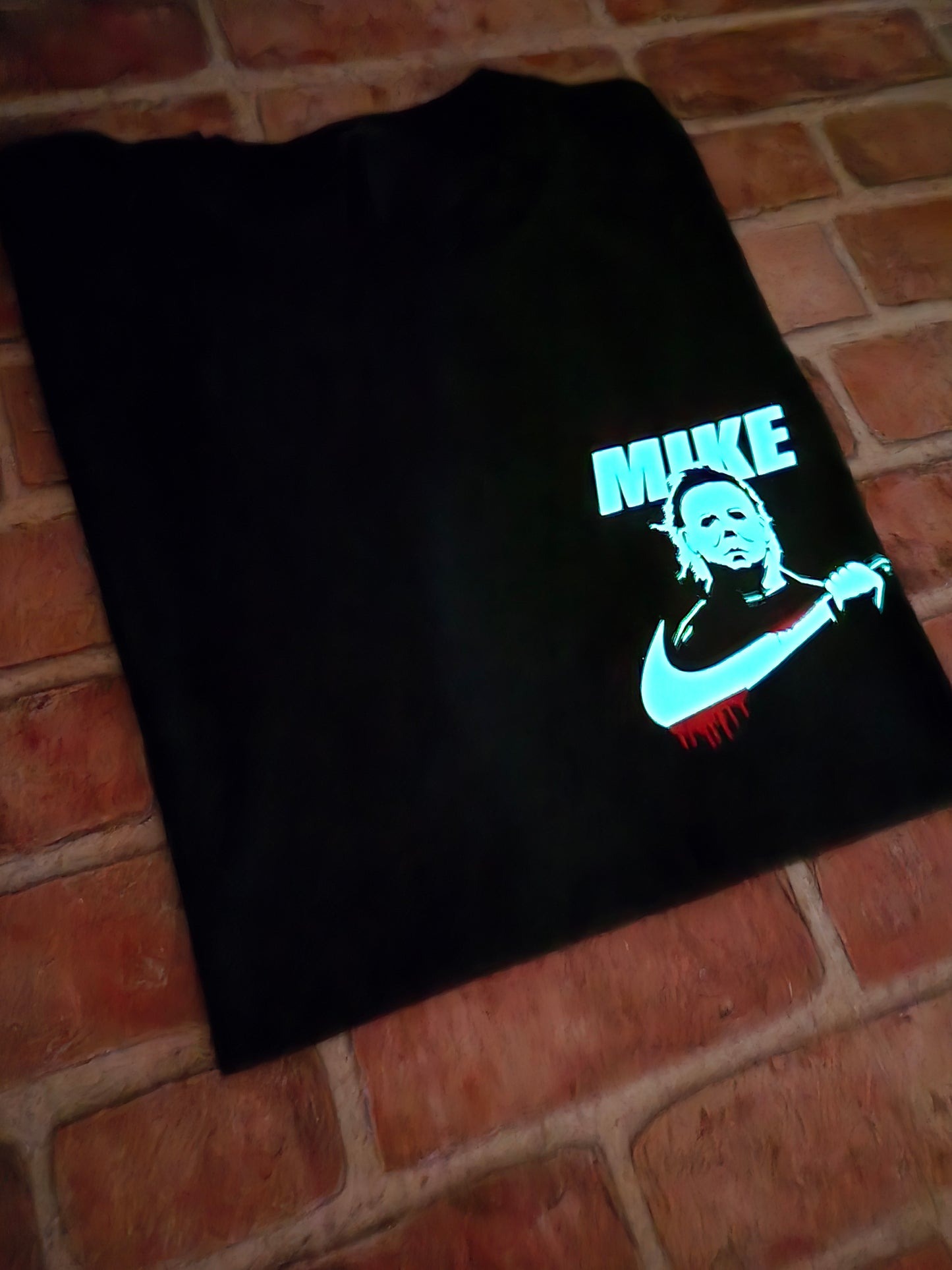 MIKE T-Shirt
