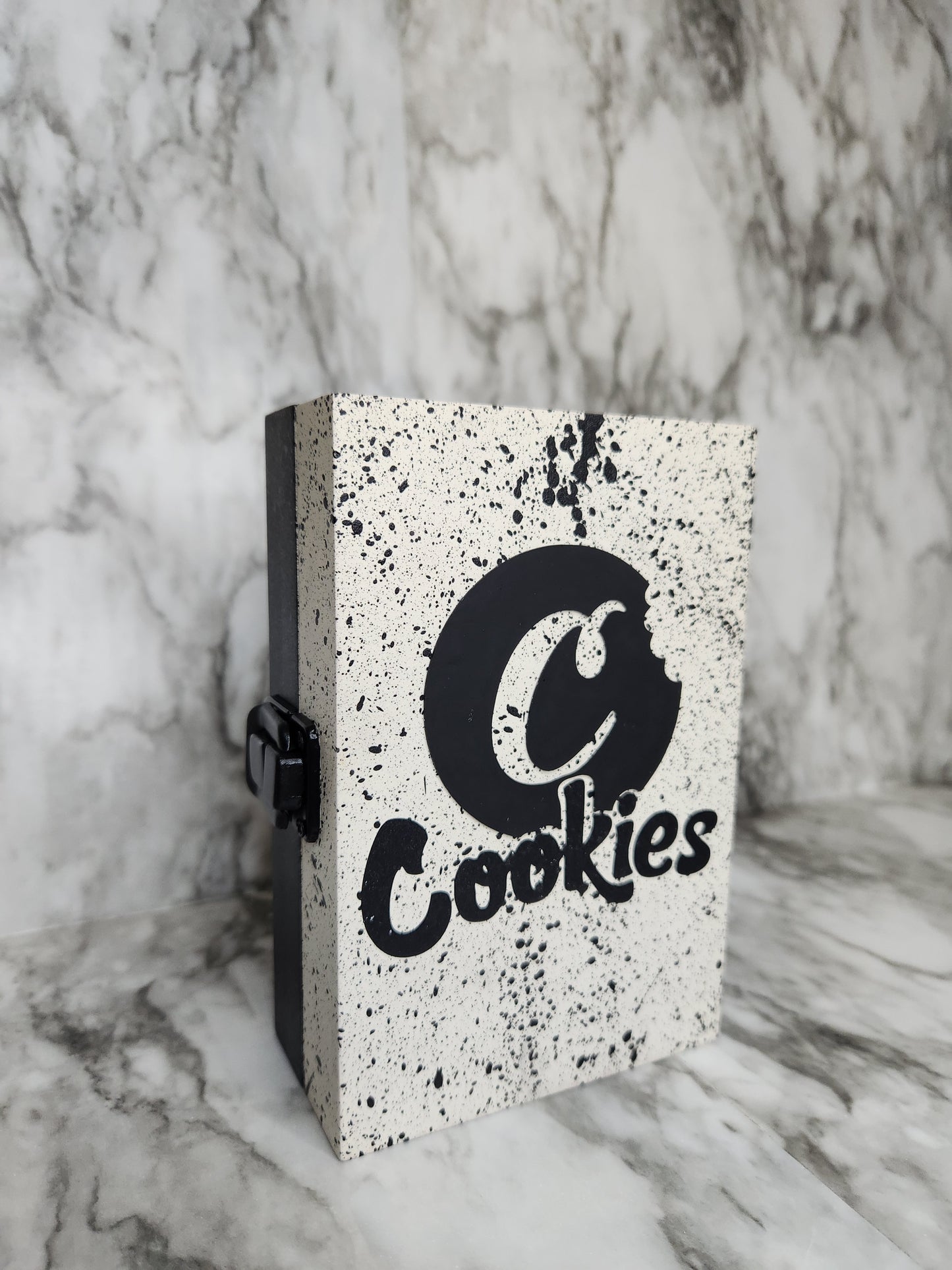 Custom Cookies Stash Box (Oreo)