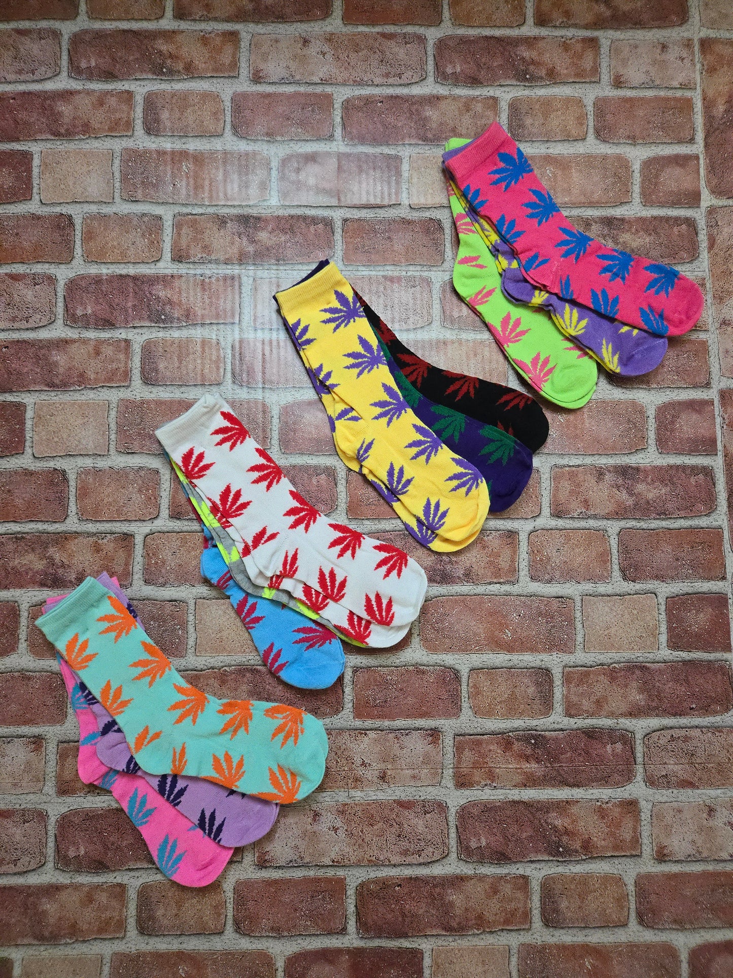 Weed Leaf Socks