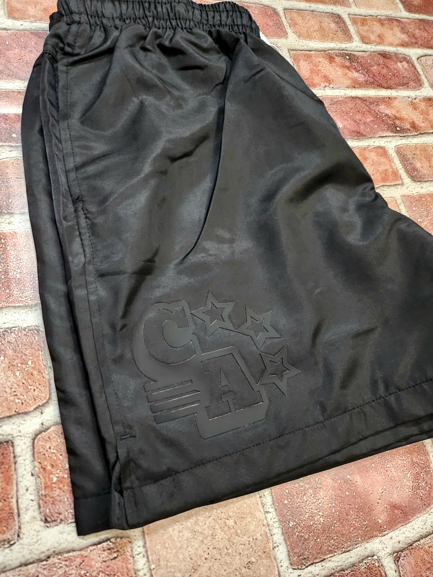 Centre Ave Windbreaker Shorts (Blackout)