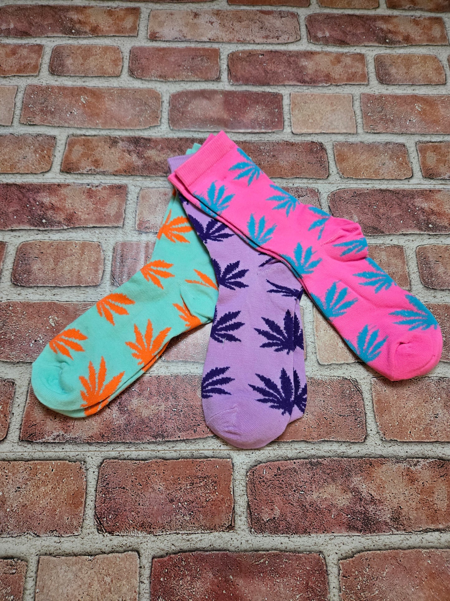 Weed Leaf Socks